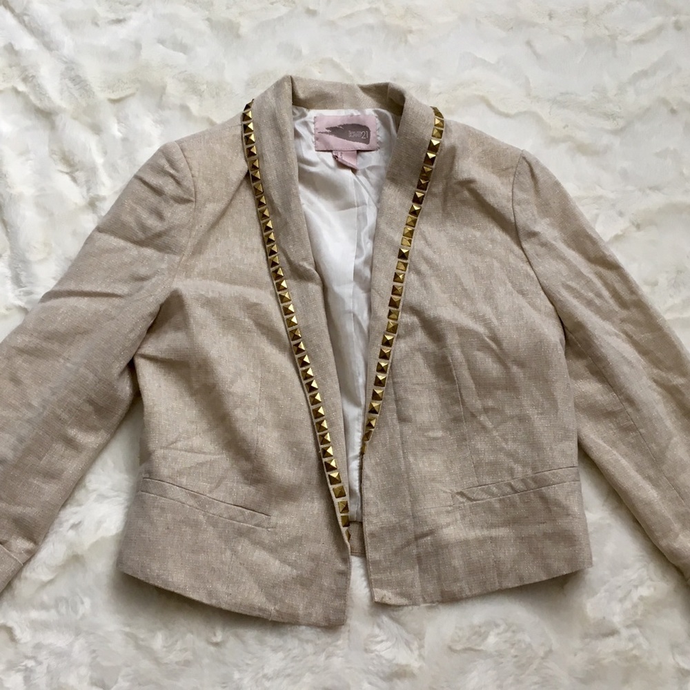 Love21 Gold Pyramid Studded blazer